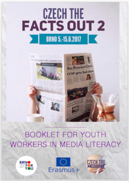 Booklet for youth workers in media literacy: Czech the Facts Out 2